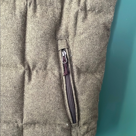 Lands' End Men's M Wool Olive Green Quilted Puffer Vest Fall Layering Warm - Picture 4 of 6